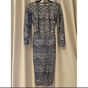 Dress the population size small sequin dress